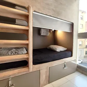 Onefam Sants Albergue Barcelona