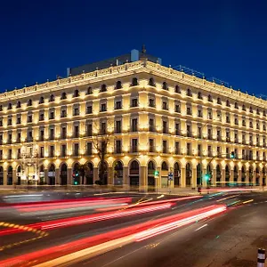 **** Hotel Exe Macarena Spanje